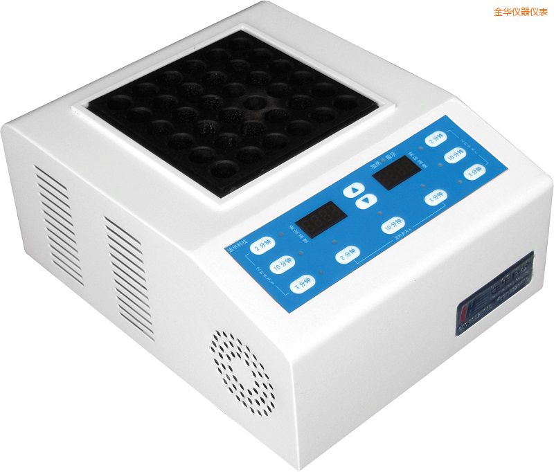 ���A����������